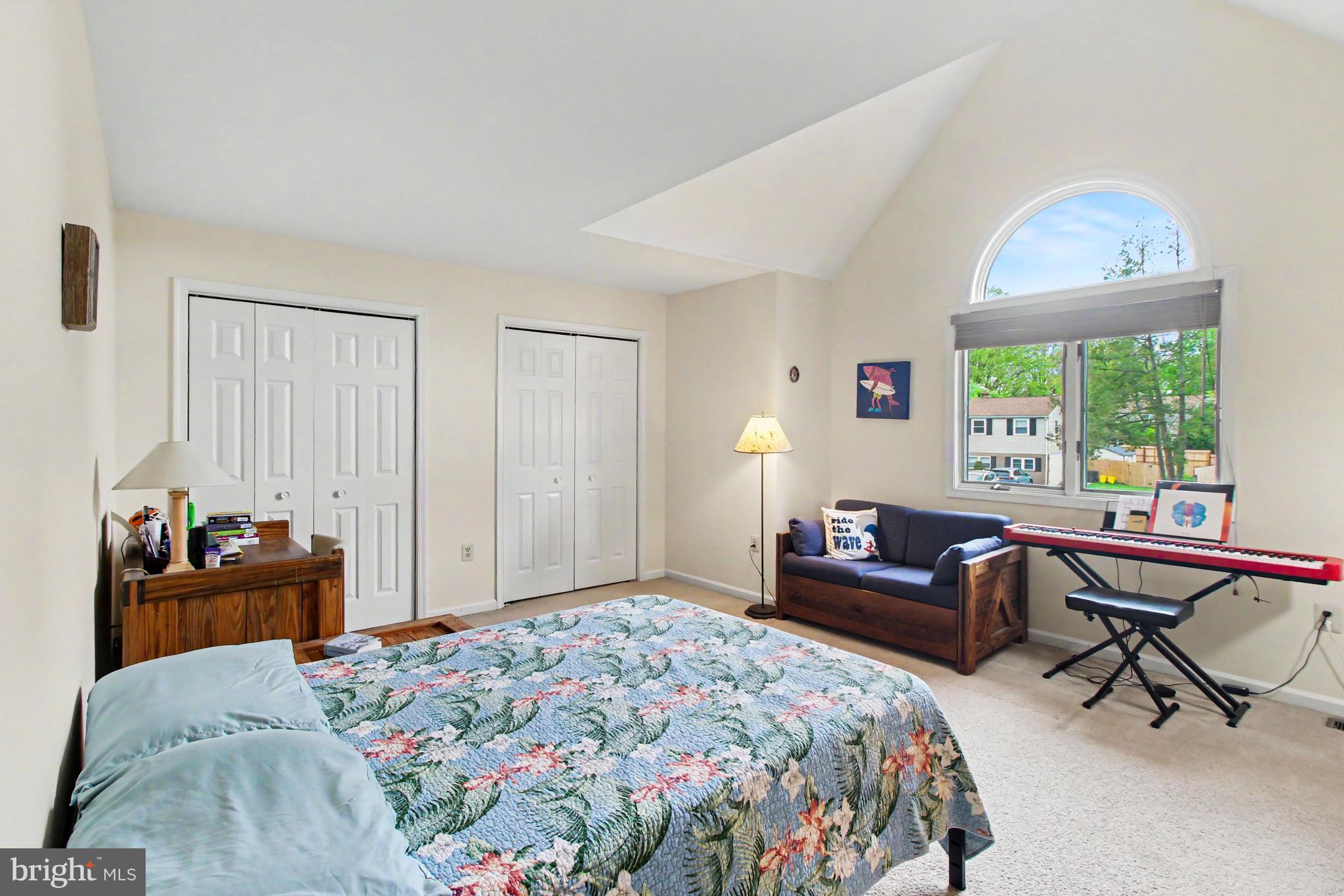 FLOURTOWN GARDENS - Residential