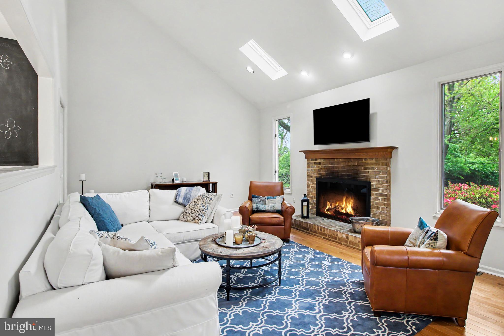 FLOURTOWN GARDENS - Residential