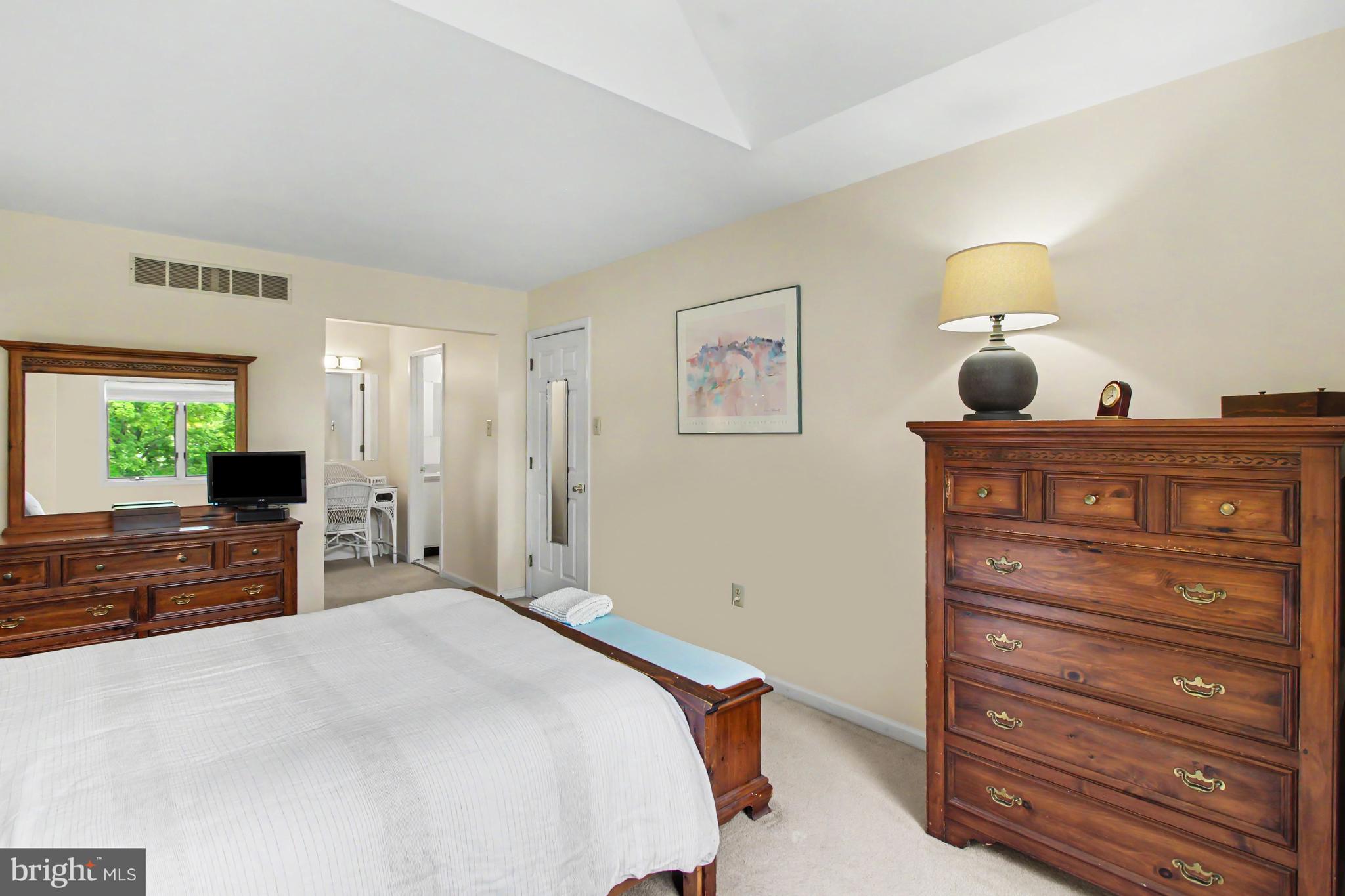 FLOURTOWN GARDENS - Residential