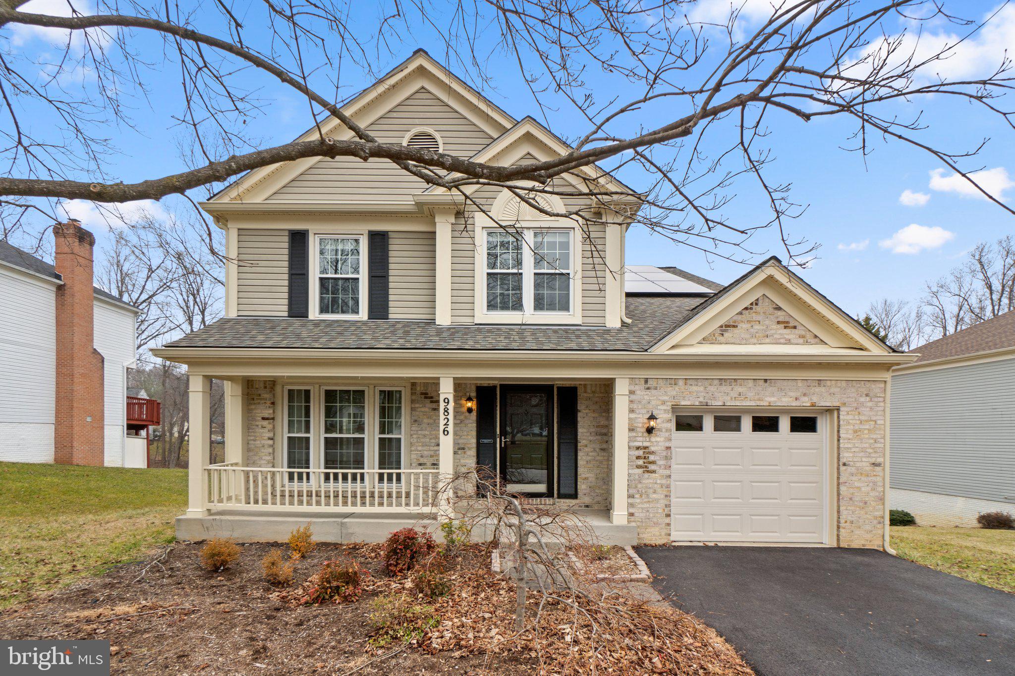 LYONS MANOR - Residential