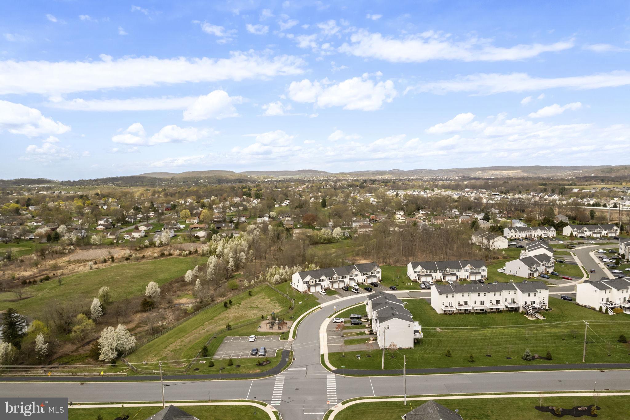 WINDLESTRAE - Residential