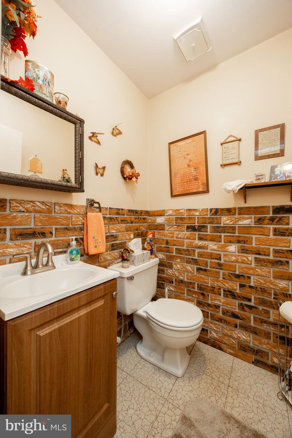 GRANDVIEW ACRES - Residential