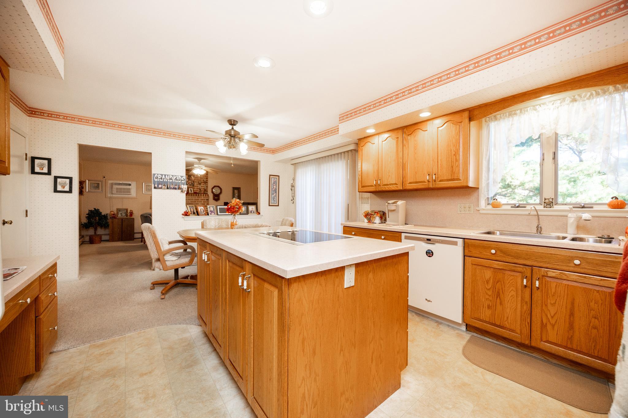 GRANDVIEW ACRES - Residential