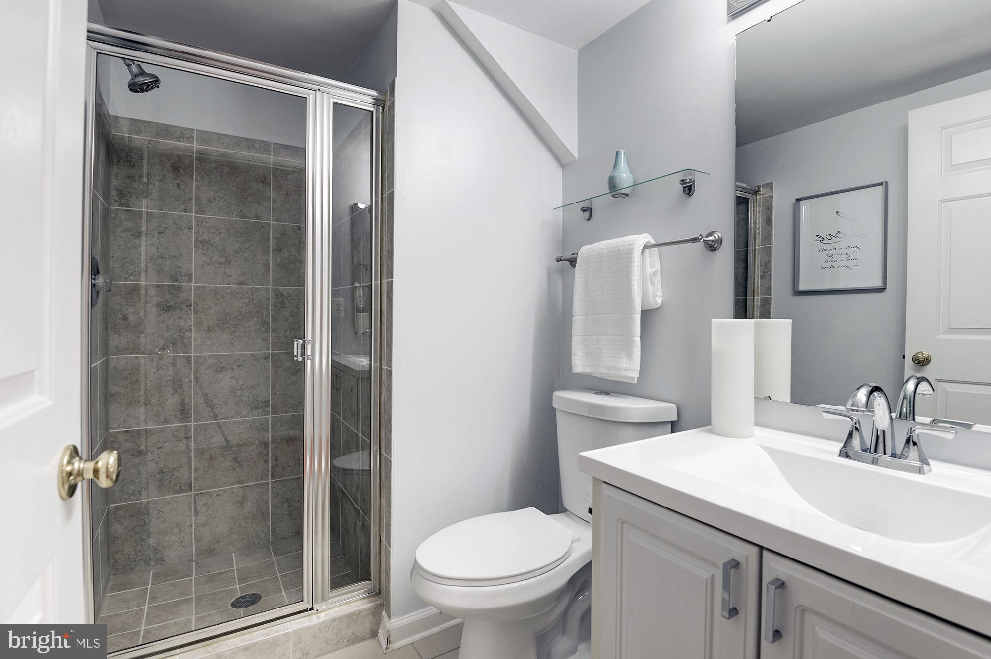 CEDAR LAKES - Residential