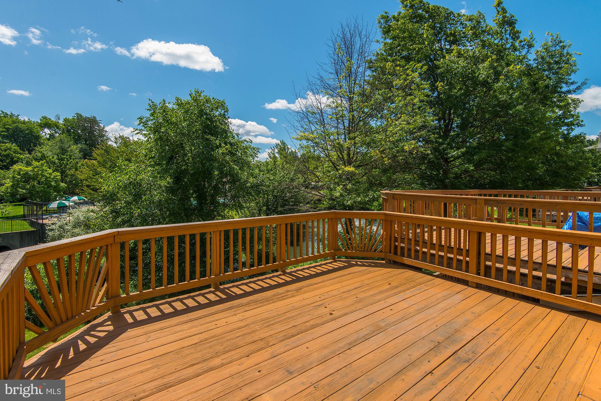 CEDAR LAKES - Residential