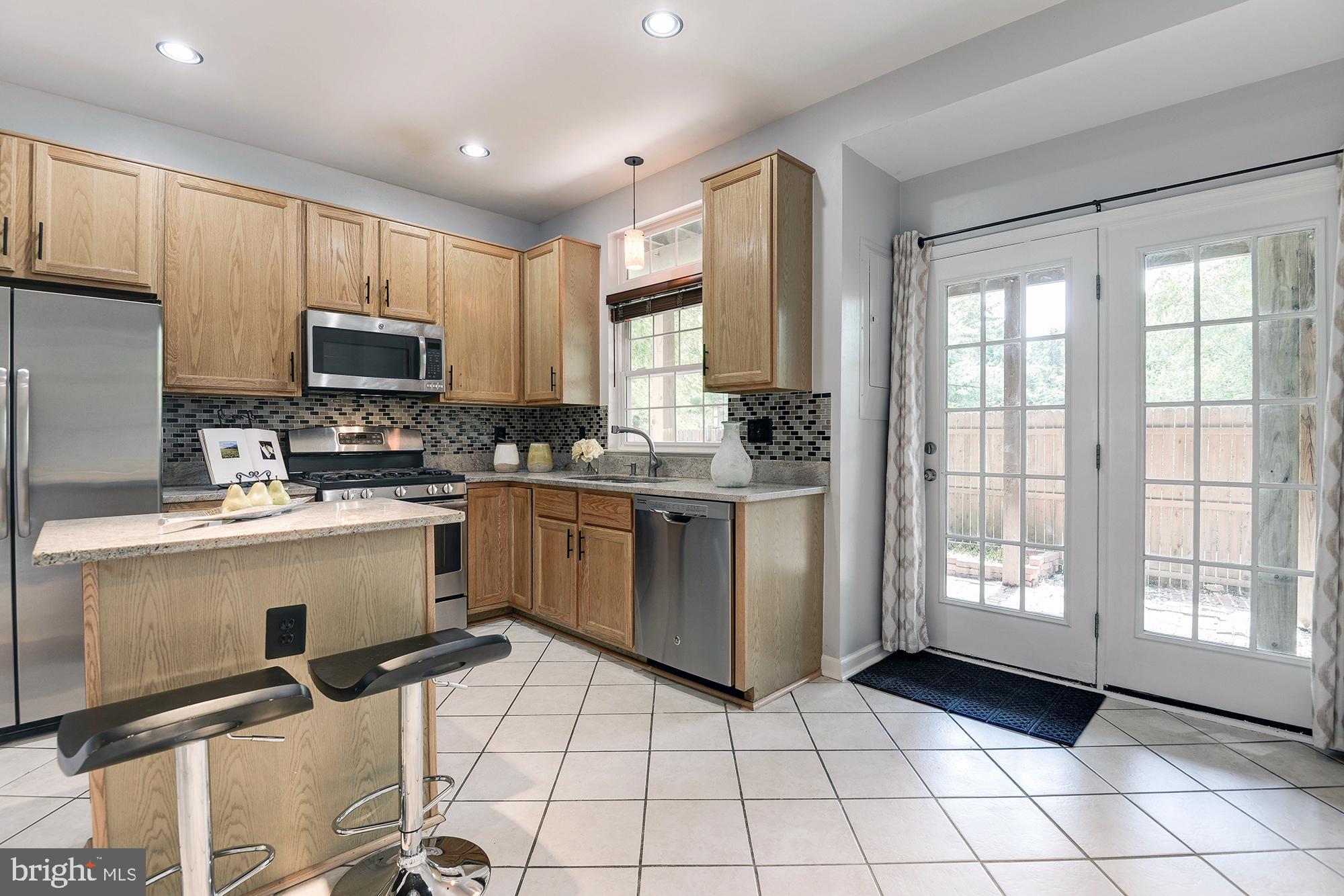 CEDAR LAKES - Residential