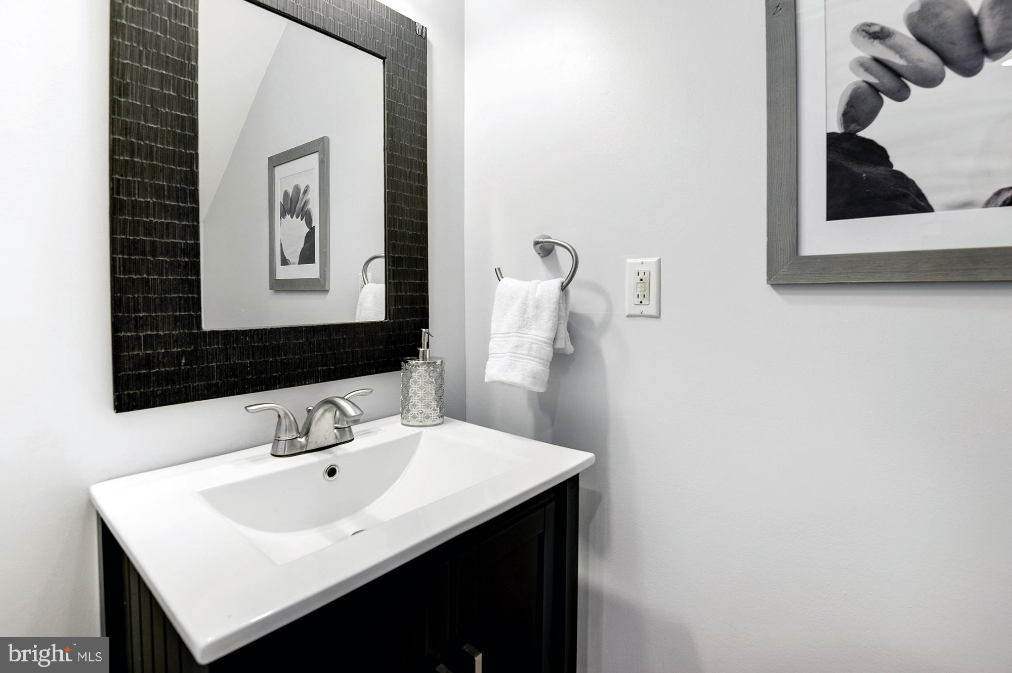 CEDAR LAKES - Residential