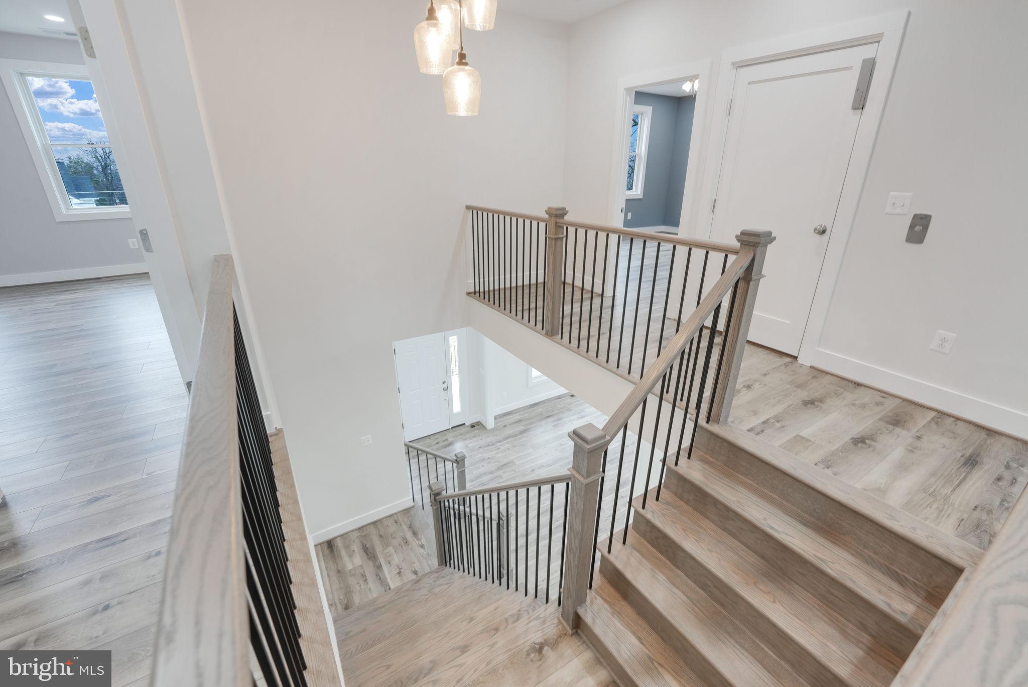 PIMMIT HILLS - Residential