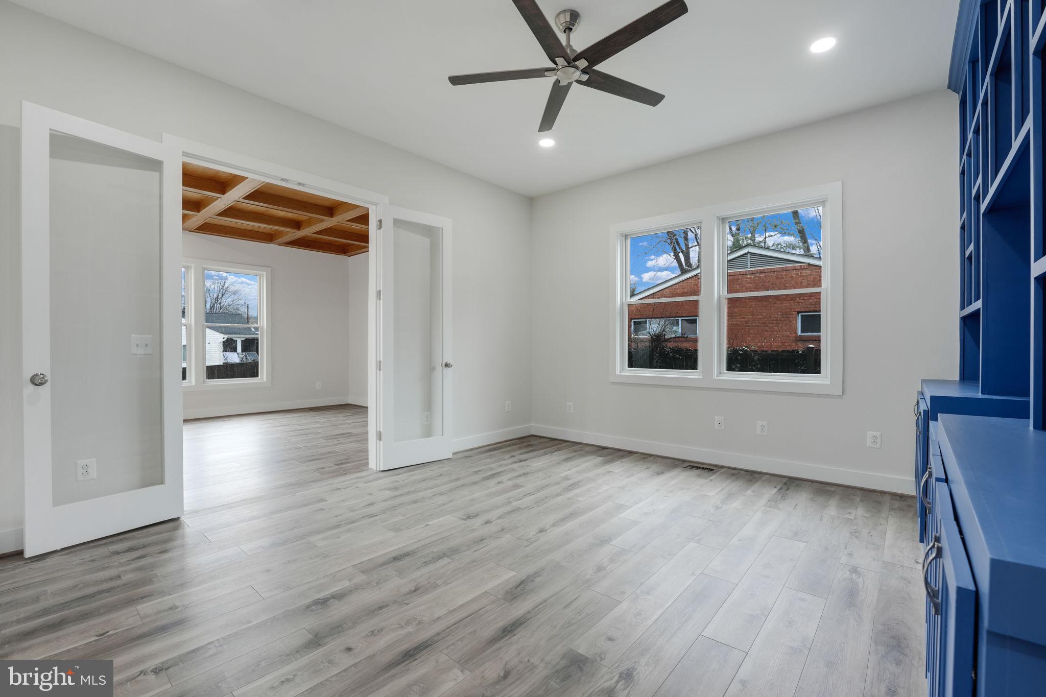 PIMMIT HILLS - Residential