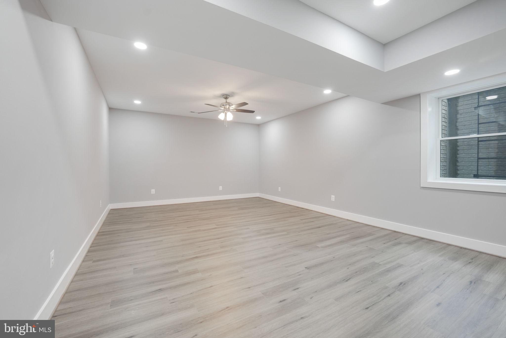 PIMMIT HILLS - Residential