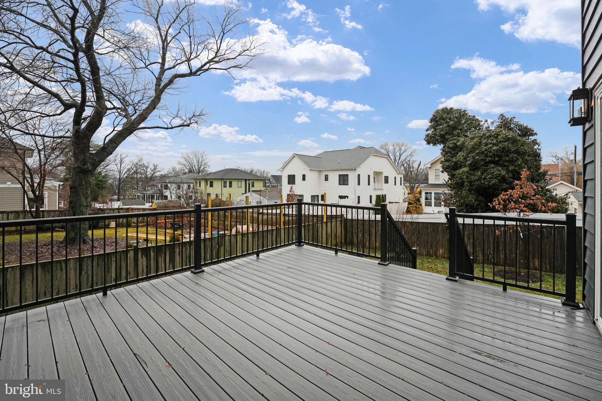 PIMMIT HILLS - Residential