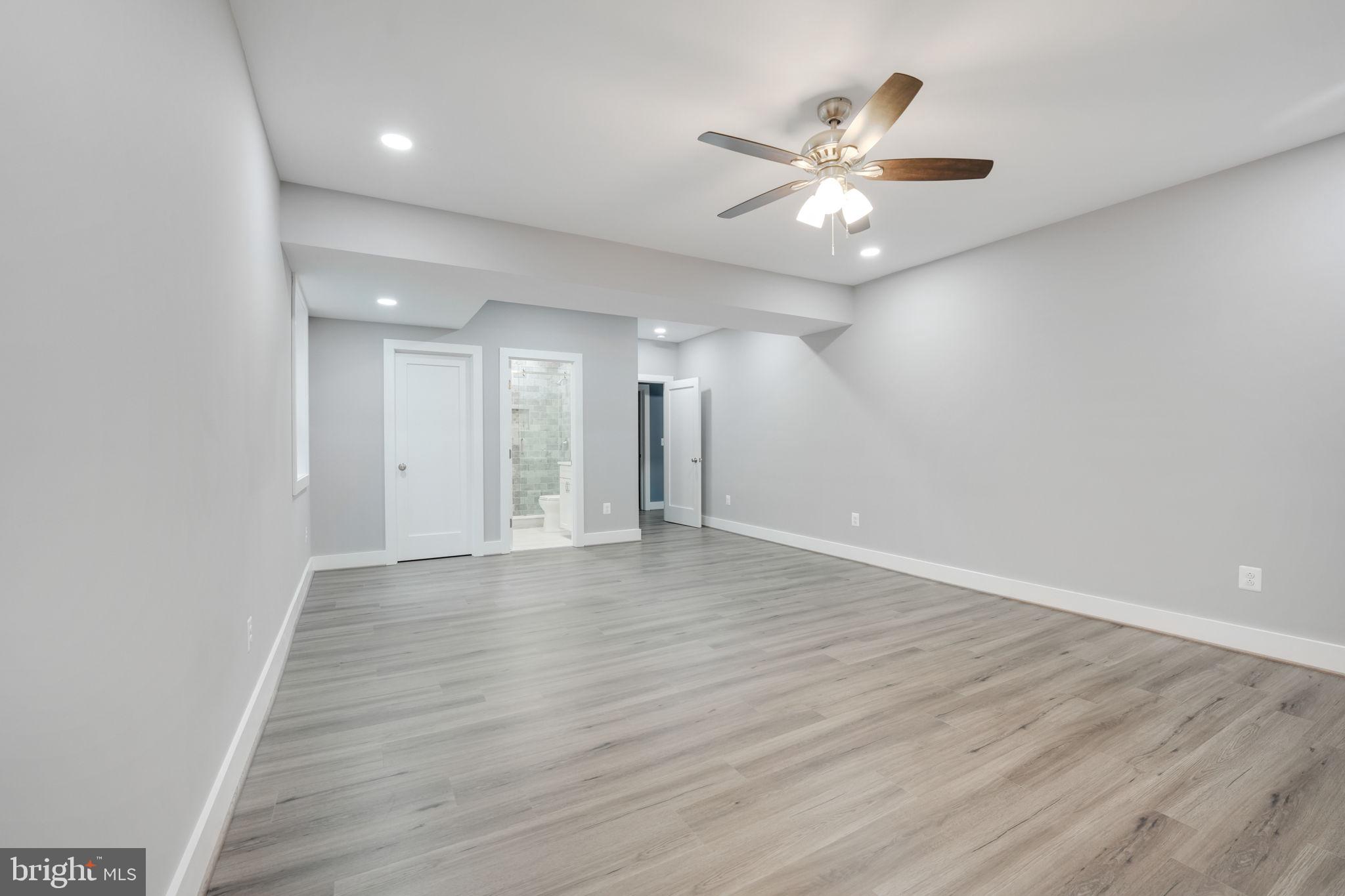 PIMMIT HILLS - Residential