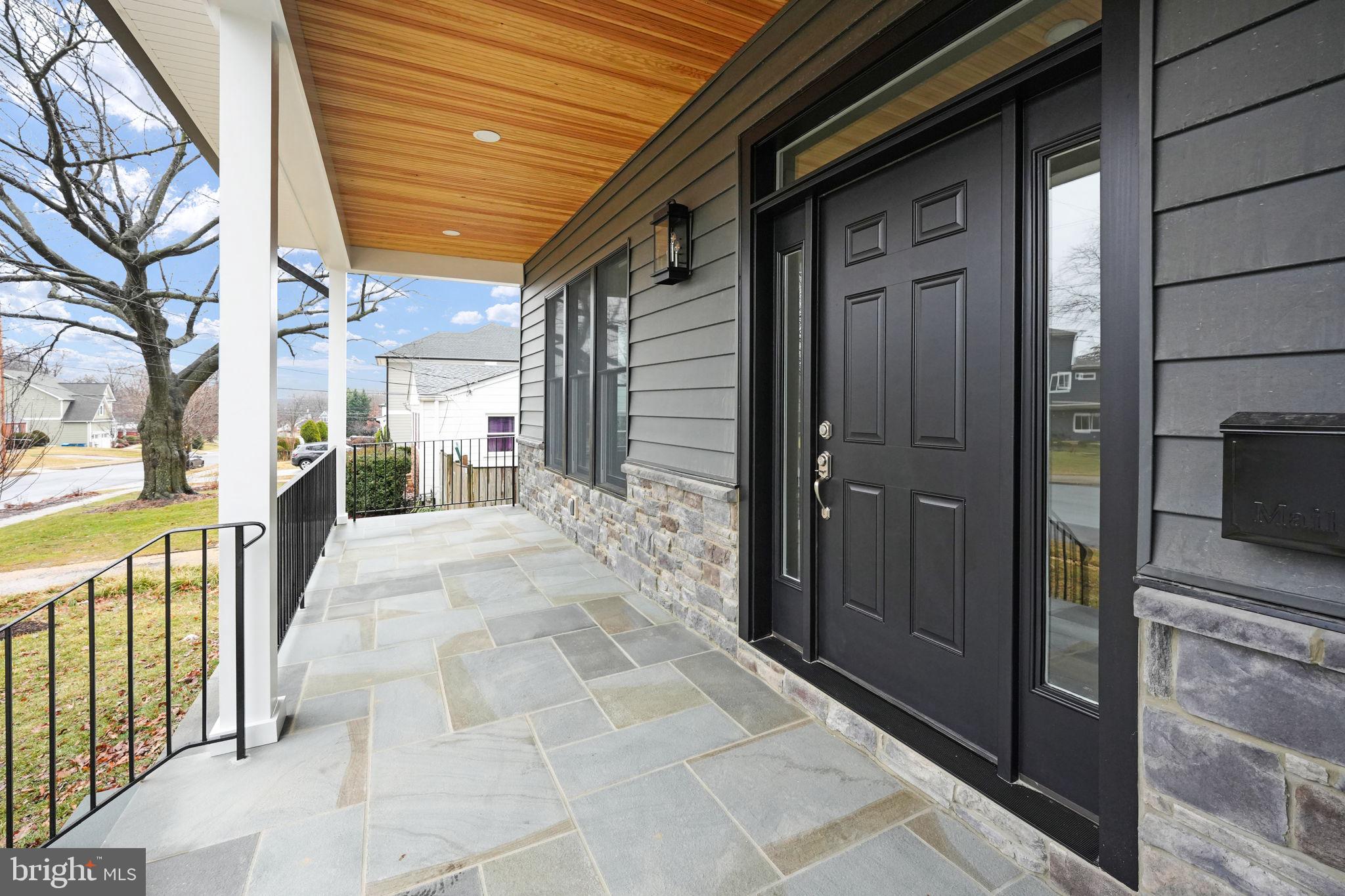 PIMMIT HILLS - Residential