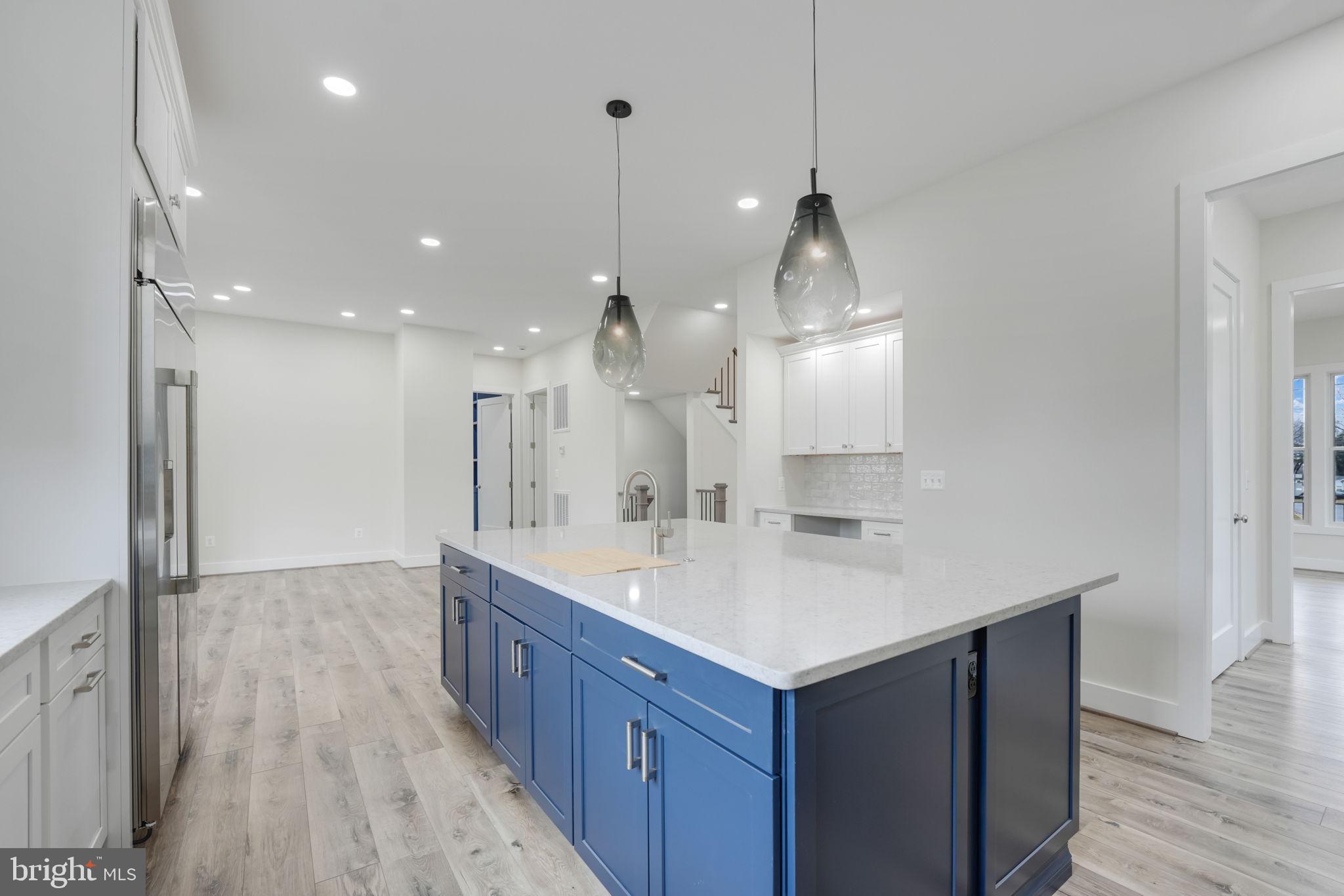 PIMMIT HILLS - Residential