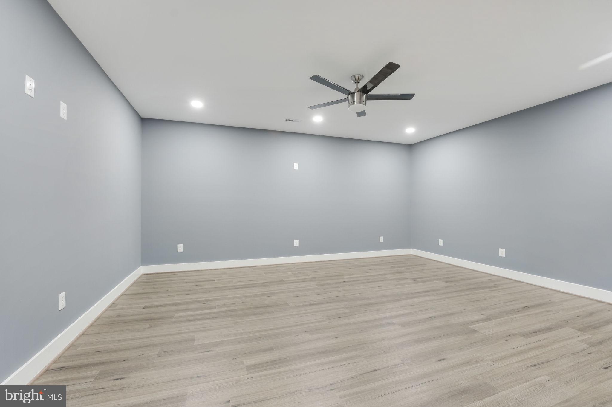 PIMMIT HILLS - Residential