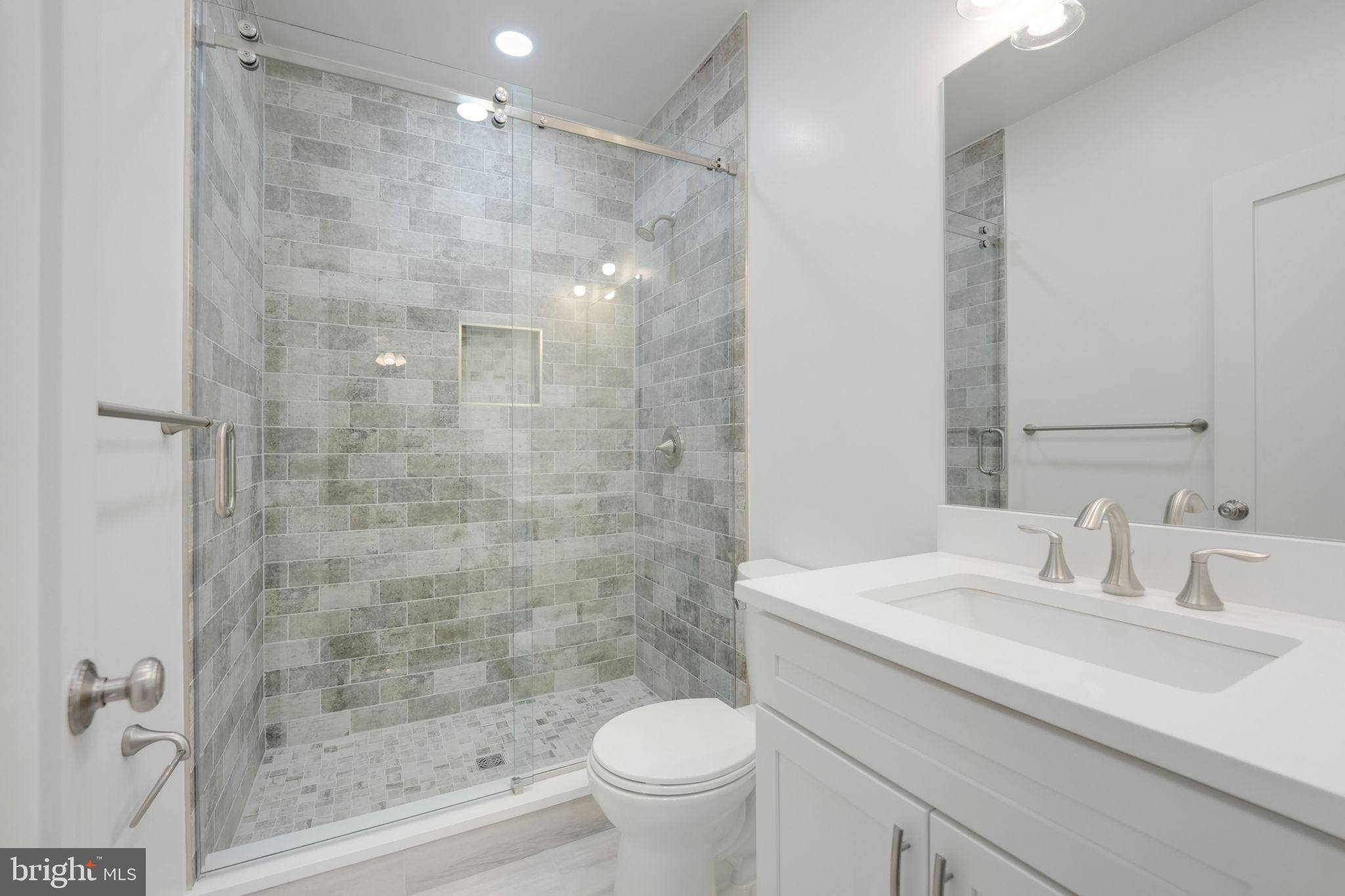 PIMMIT HILLS - Residential