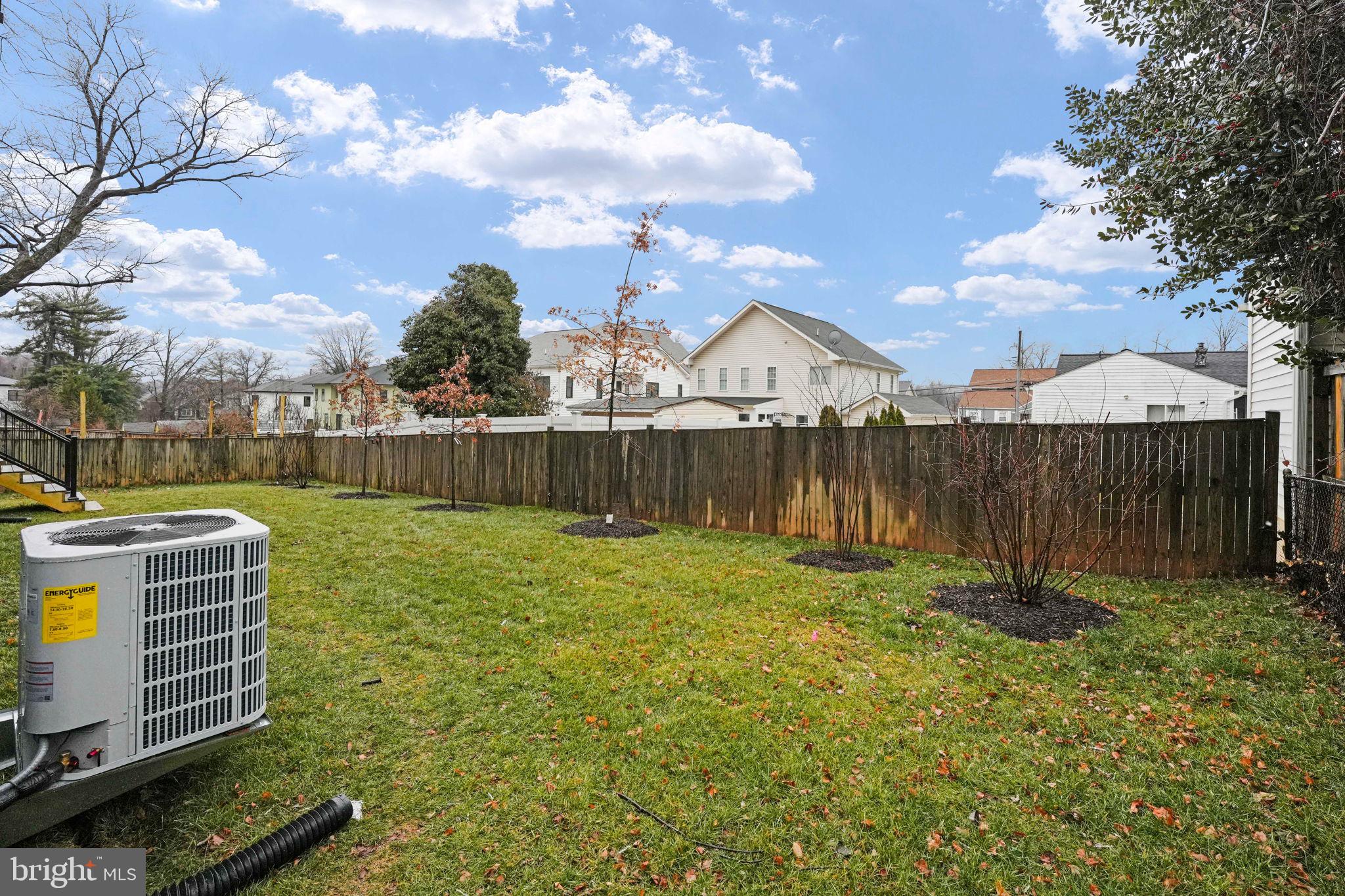 PIMMIT HILLS - Residential