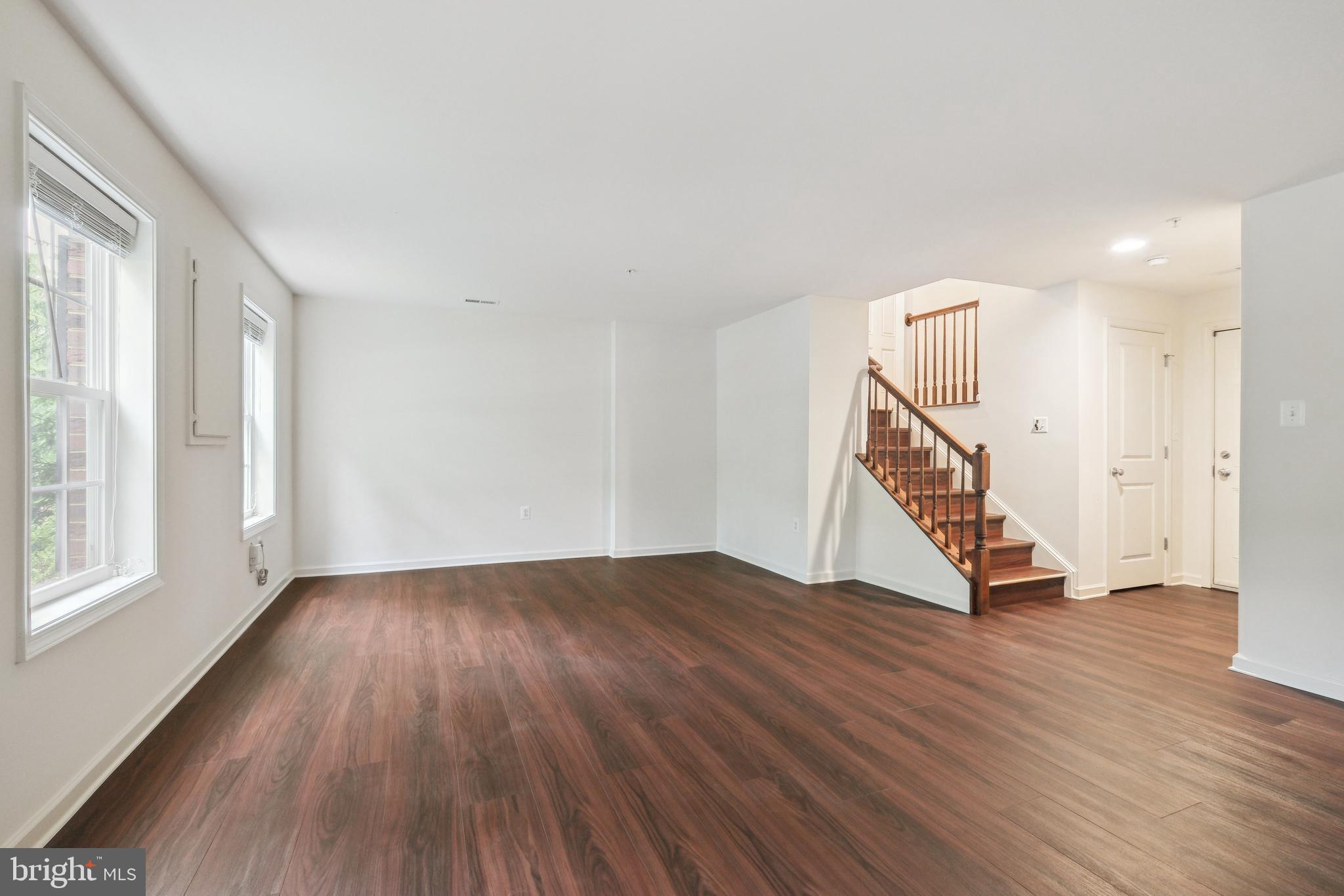 POPLAR RUN - Residential Lease