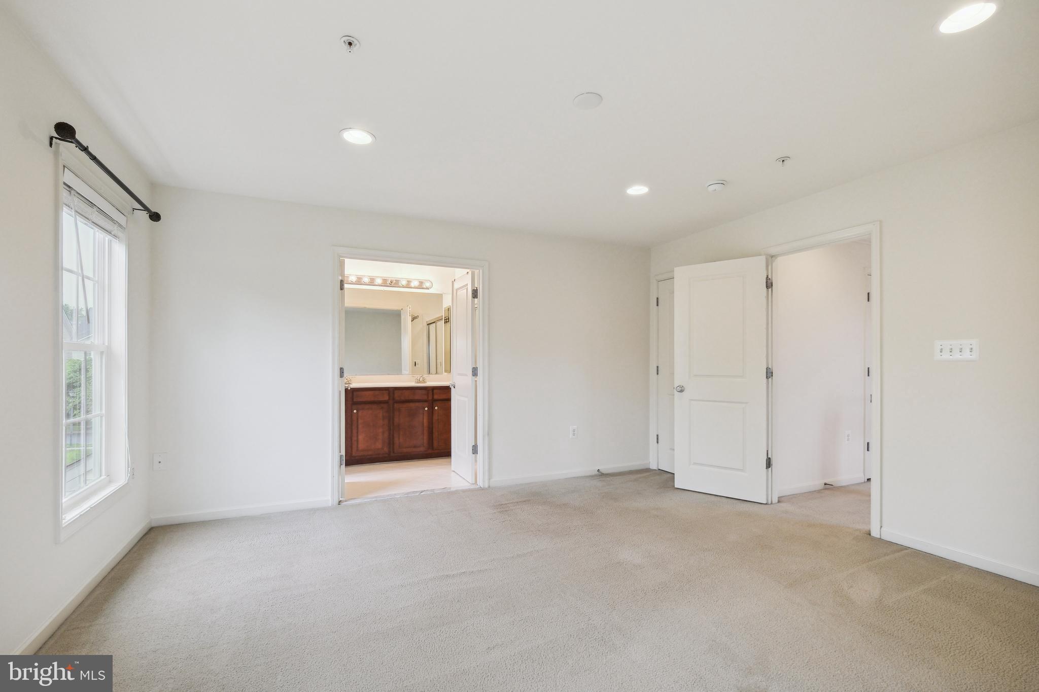 POPLAR RUN - Residential Lease