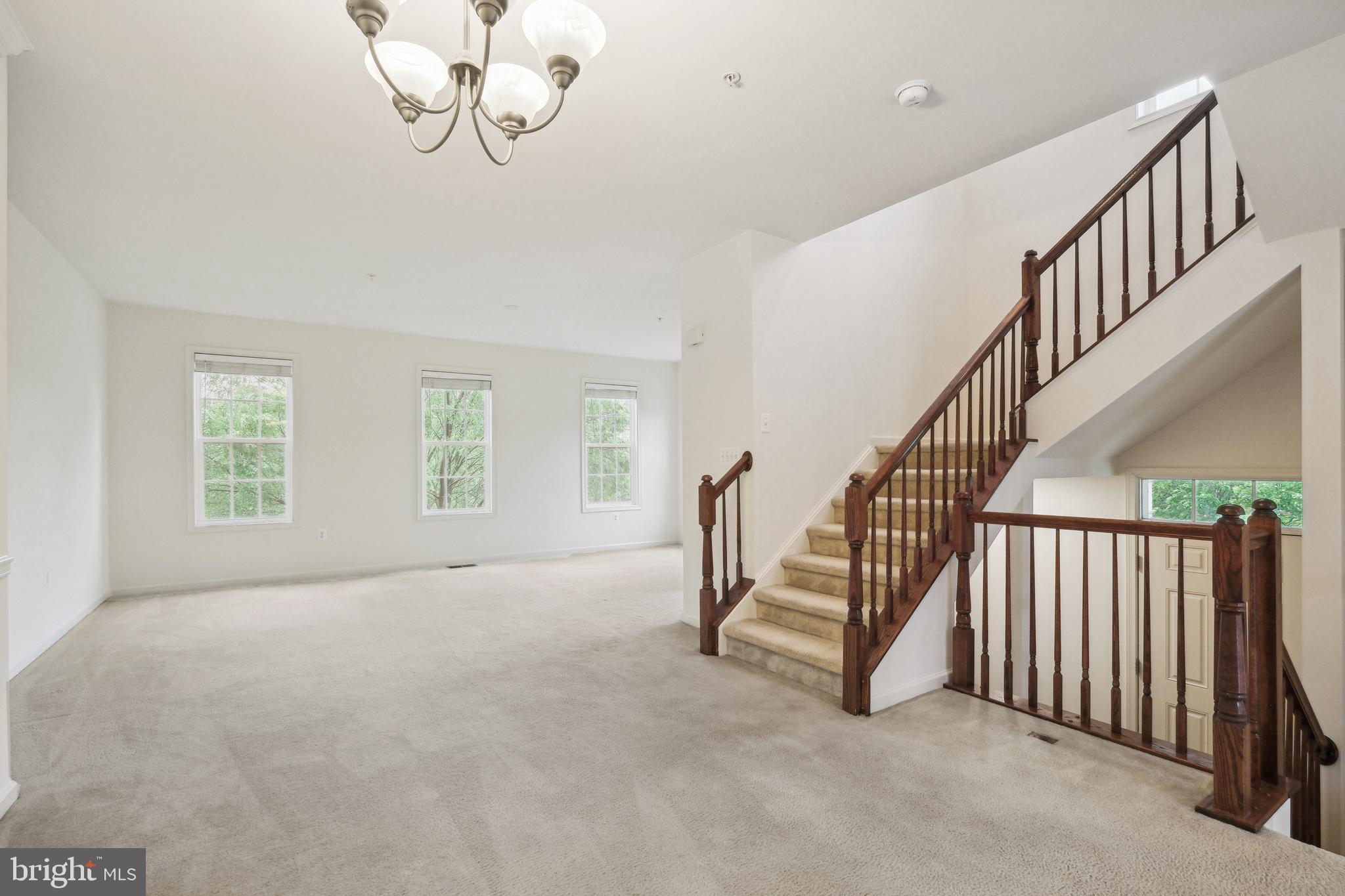 POPLAR RUN - Residential Lease