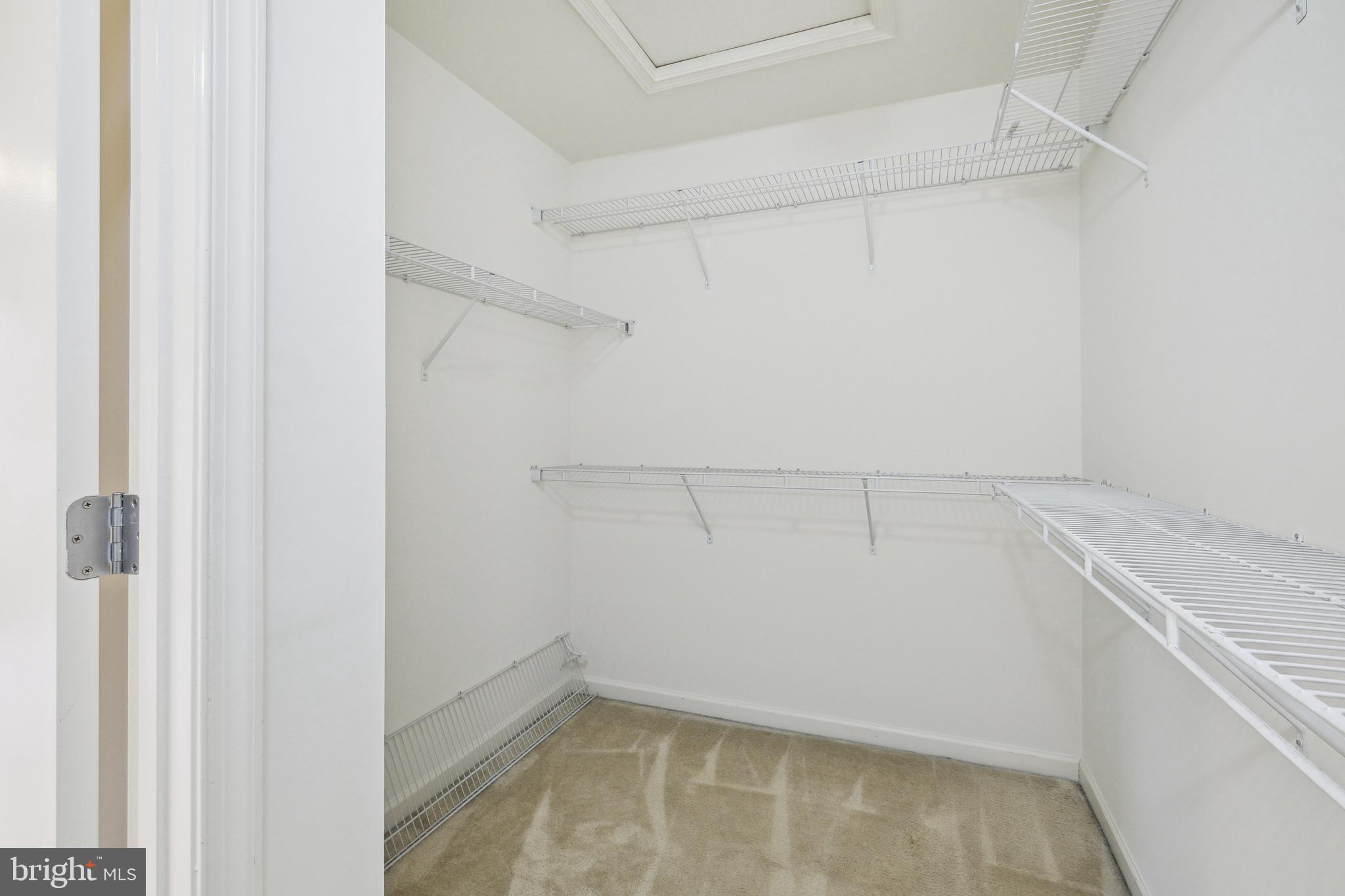 POPLAR RUN - Residential Lease