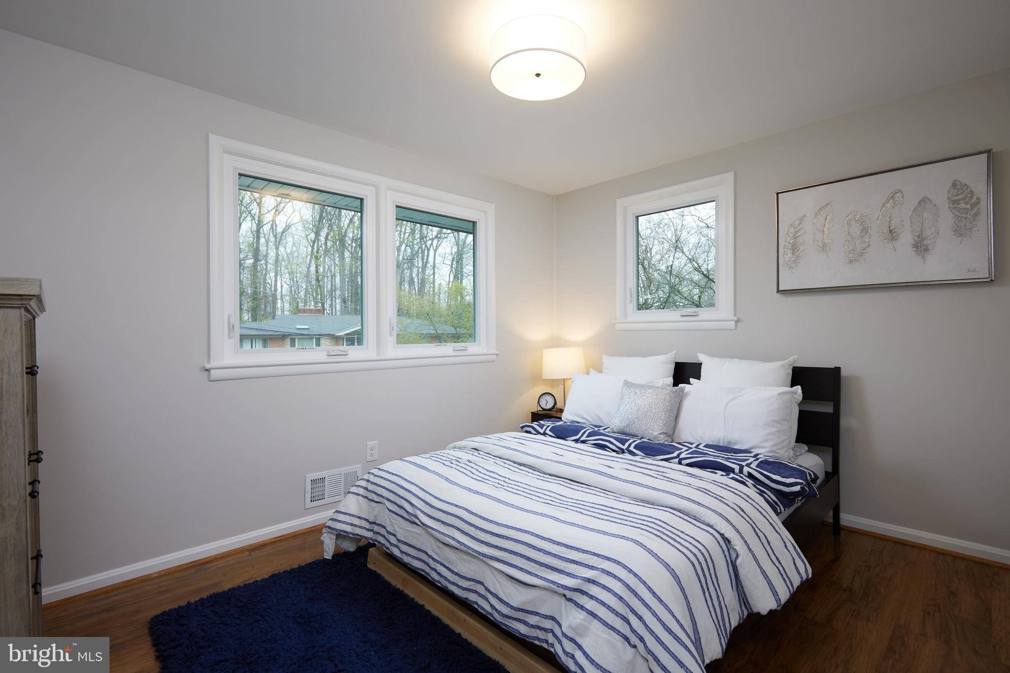 TULIP HILL - Residential