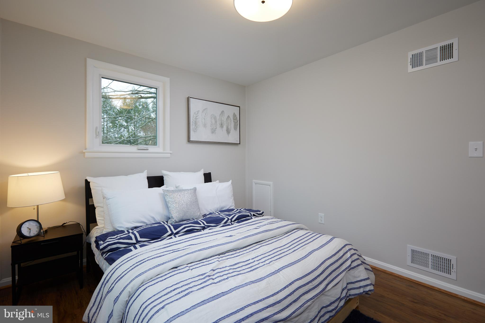 TULIP HILL - Residential