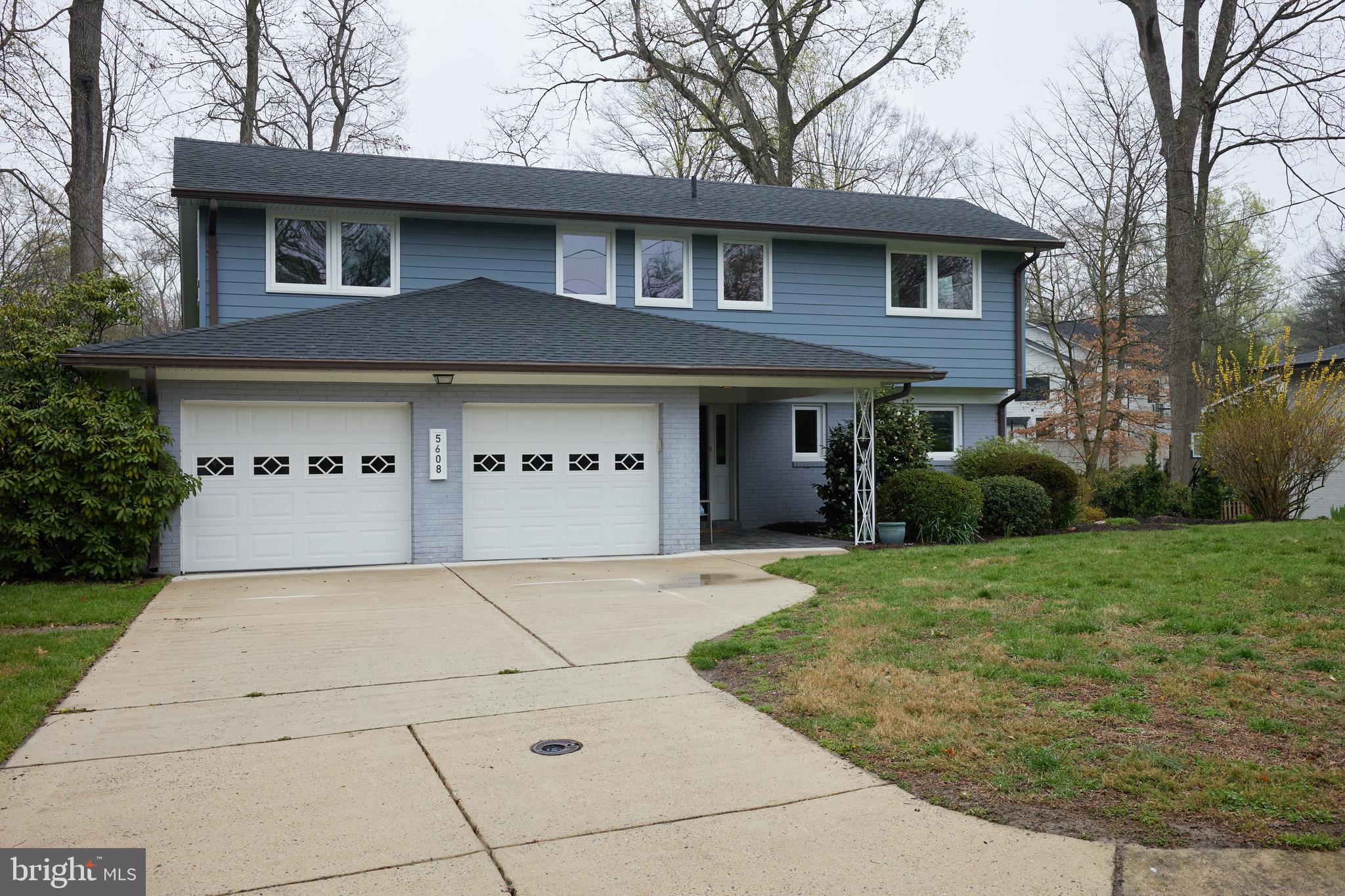 TULIP HILL - Residential