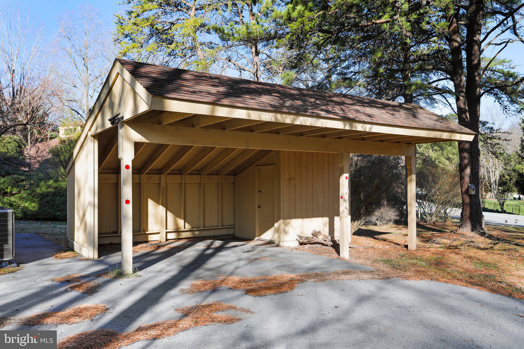 THE WOODS RESORT - Residential