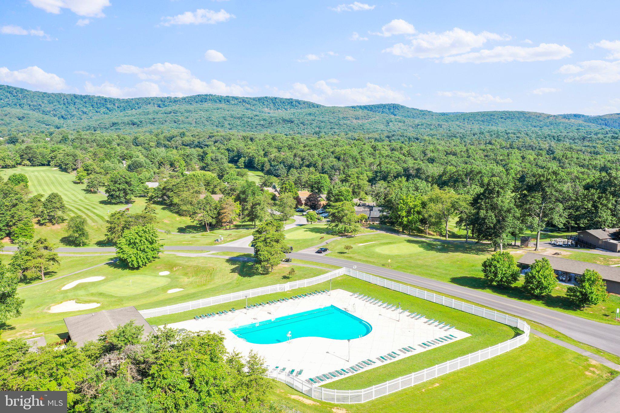 THE WOODS RESORT - Residential