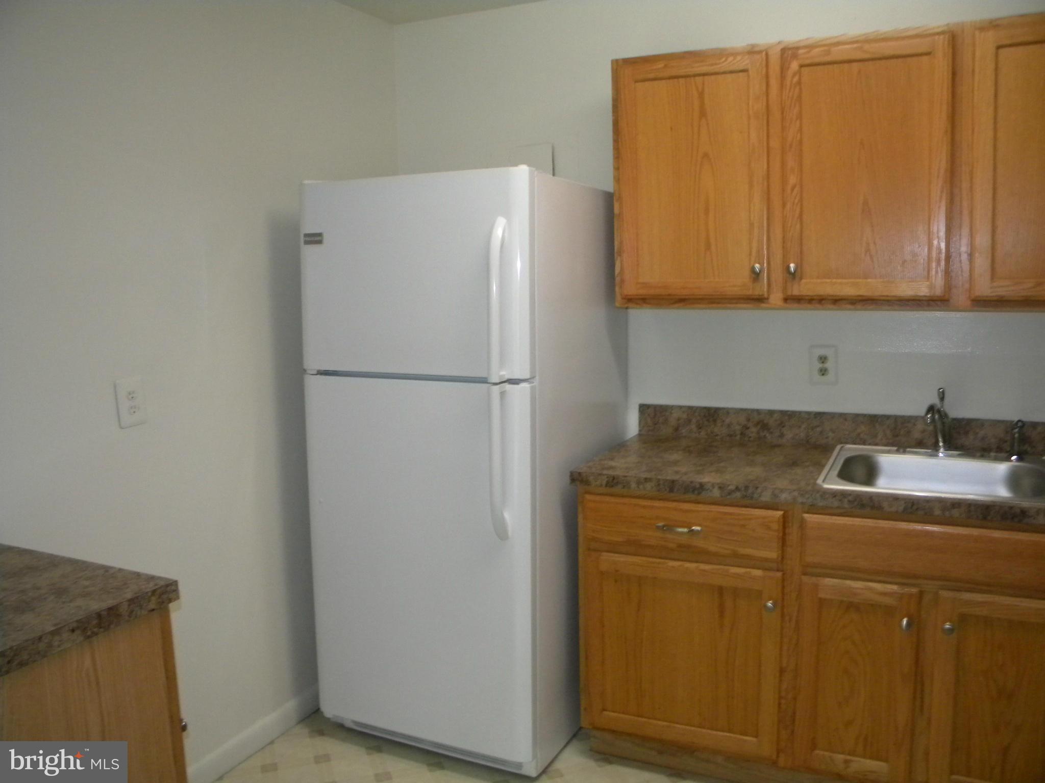 BETHESDA PARK - Residential Lease