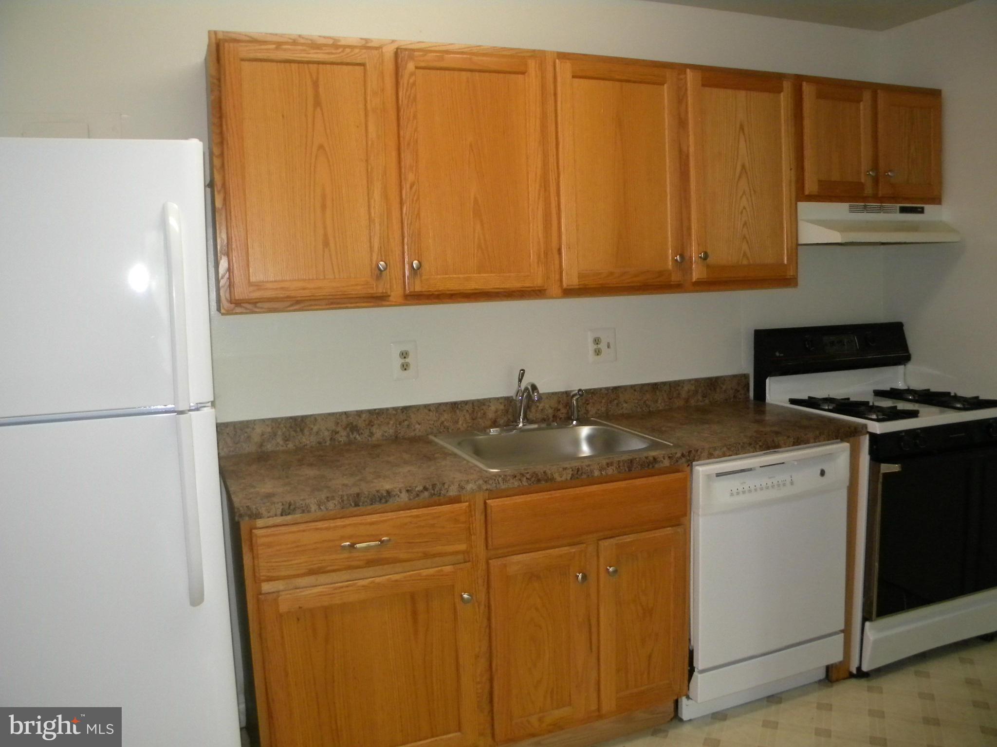 BETHESDA PARK - Residential Lease