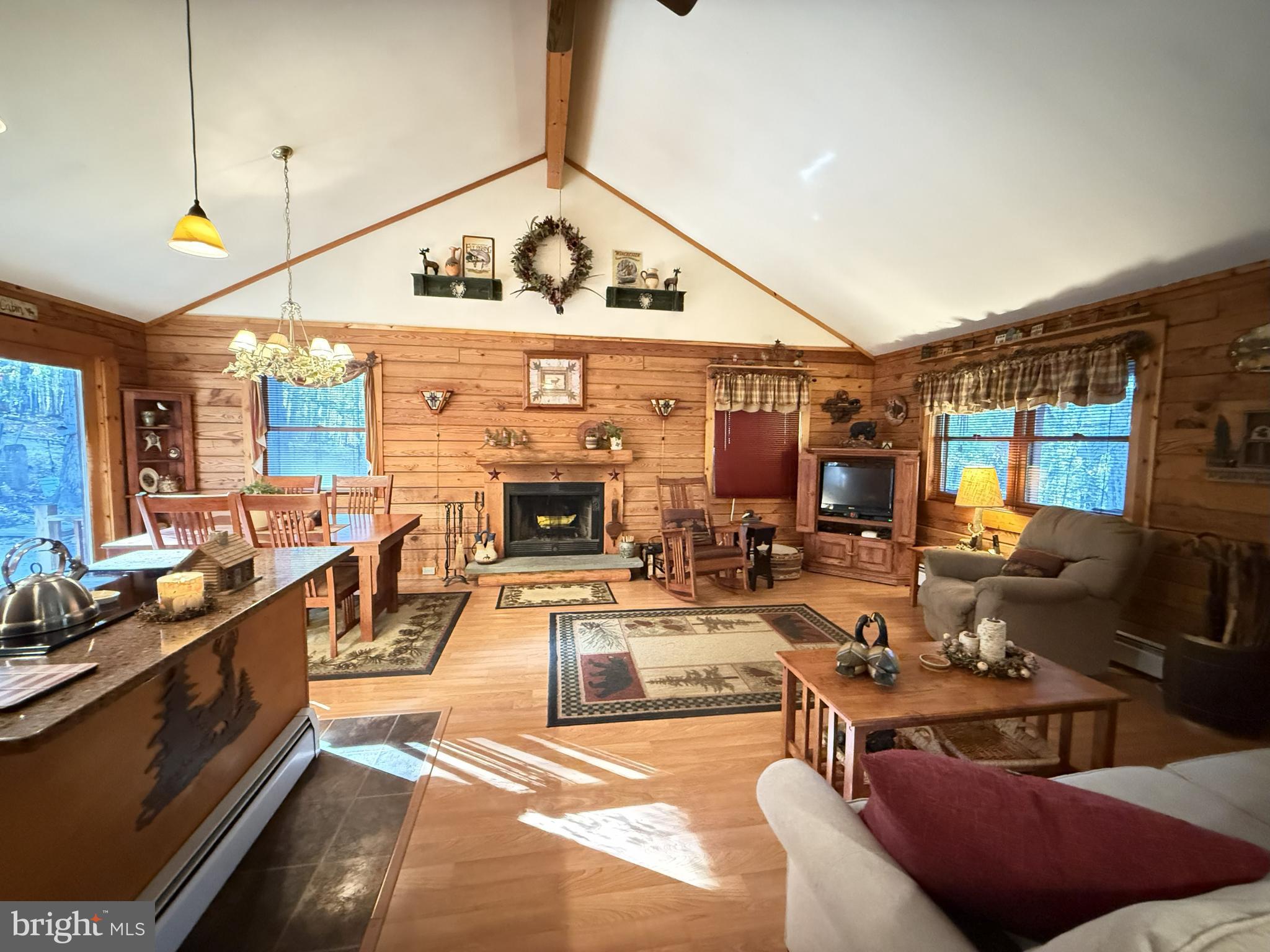 POCONO MOUNTAIN LAKE ESTATES - Residential