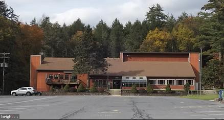 POCONO MOUNTAIN LAKE ESTATES - Residential