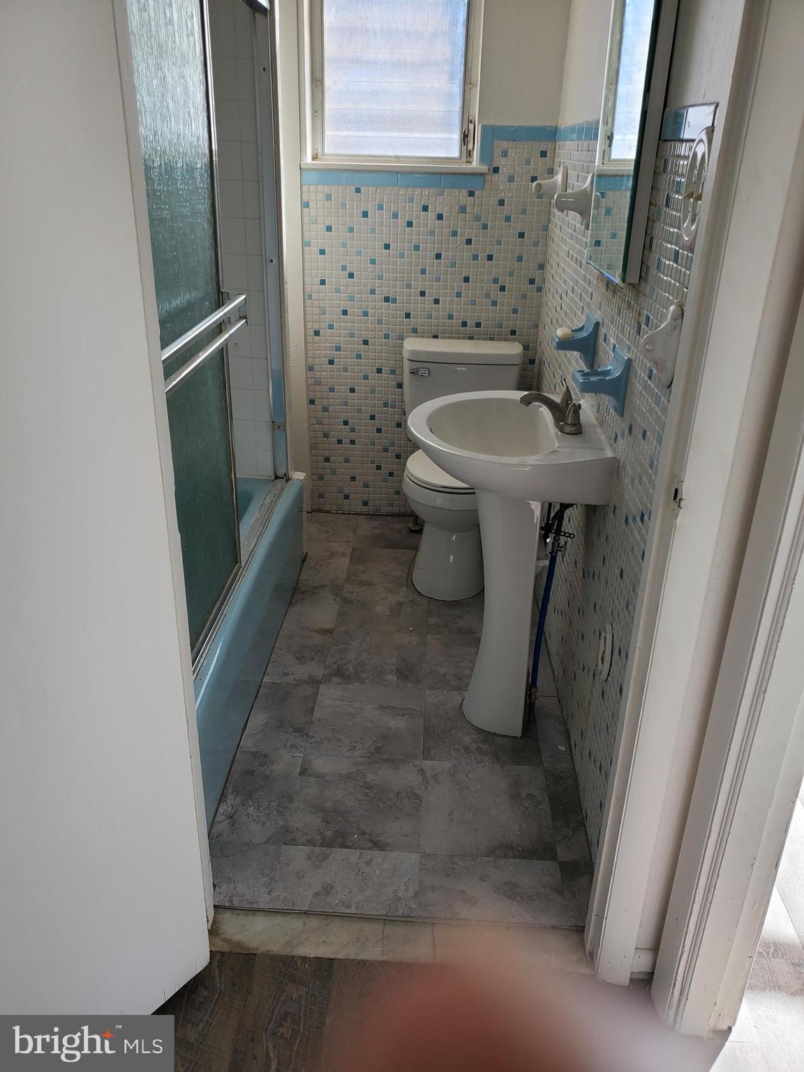 MAYFAIR - Residential