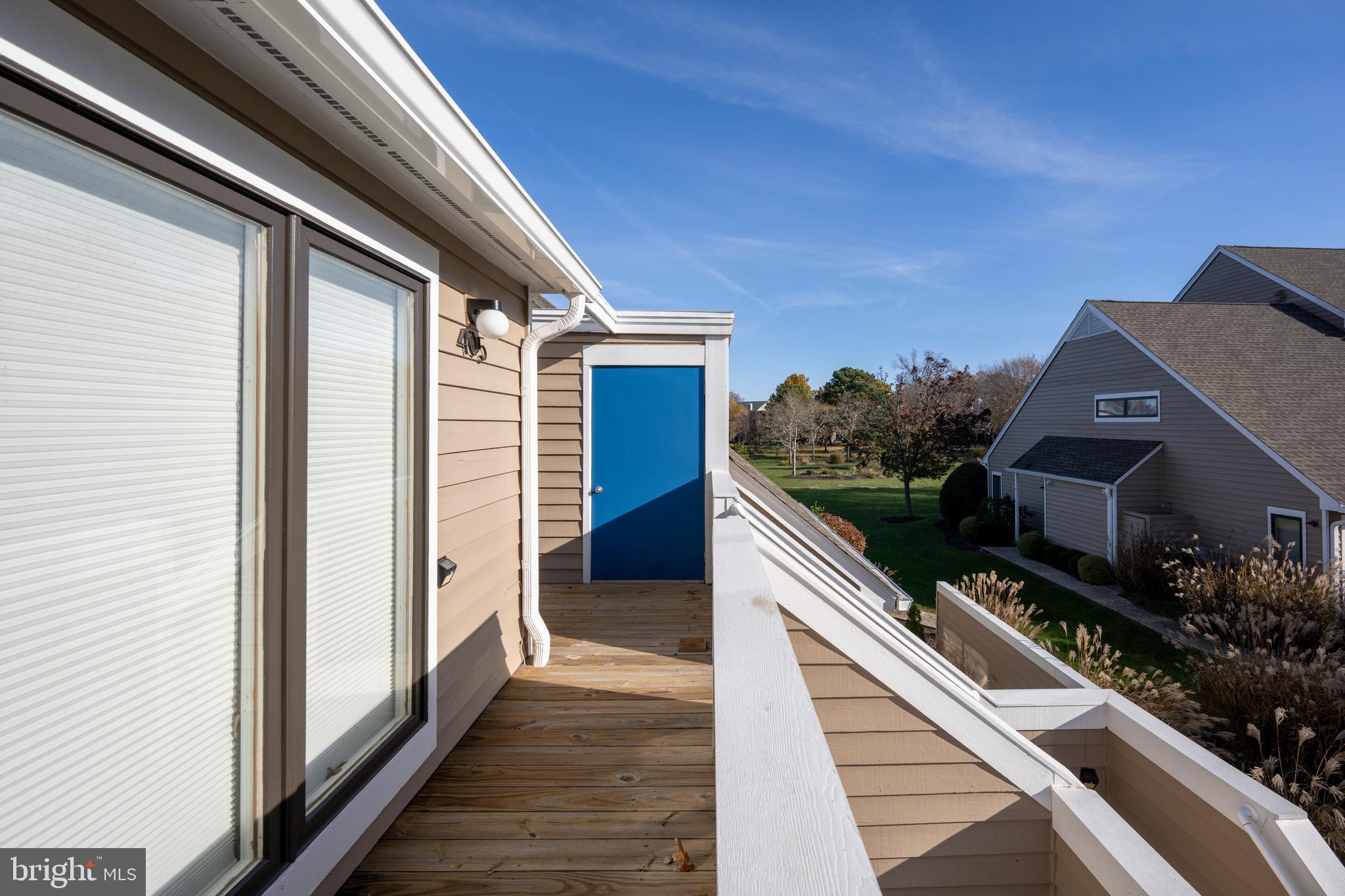 SPRING LAKE - Residential