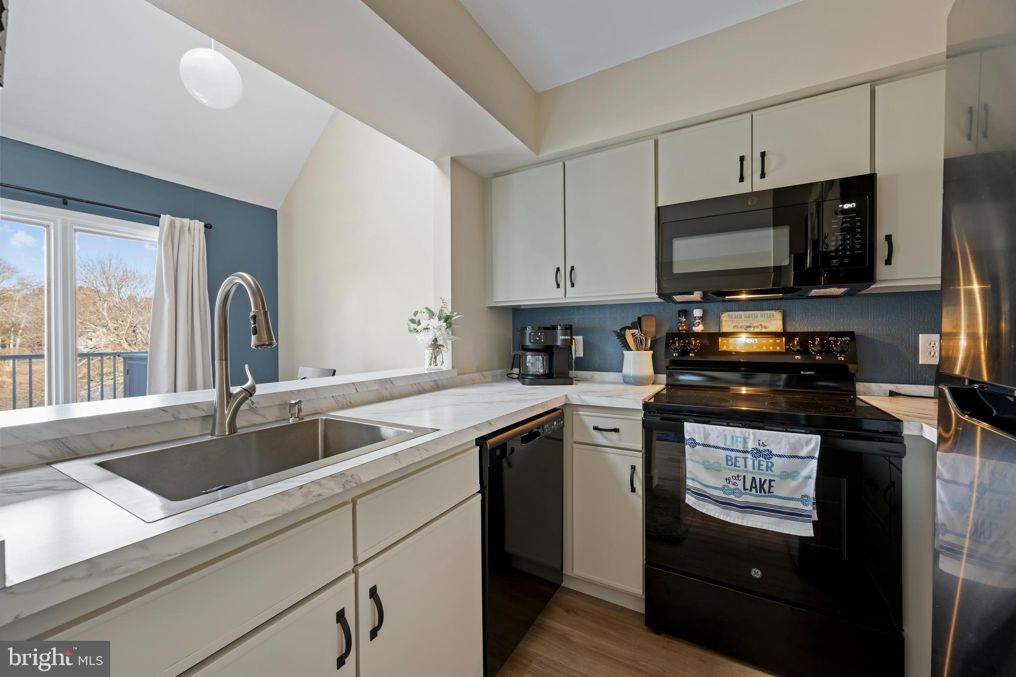 SPRING LAKE - Residential