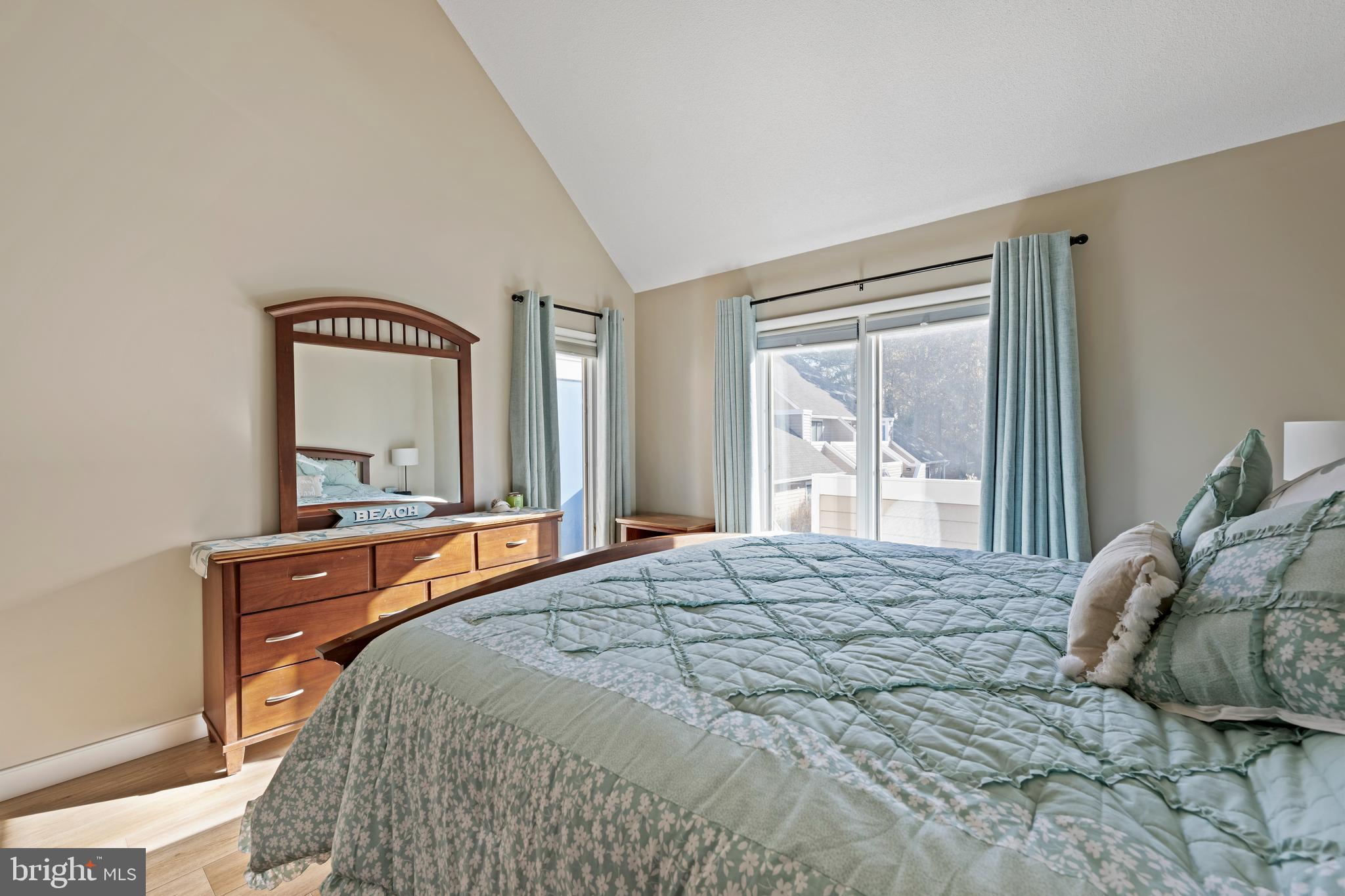 SPRING LAKE - Residential