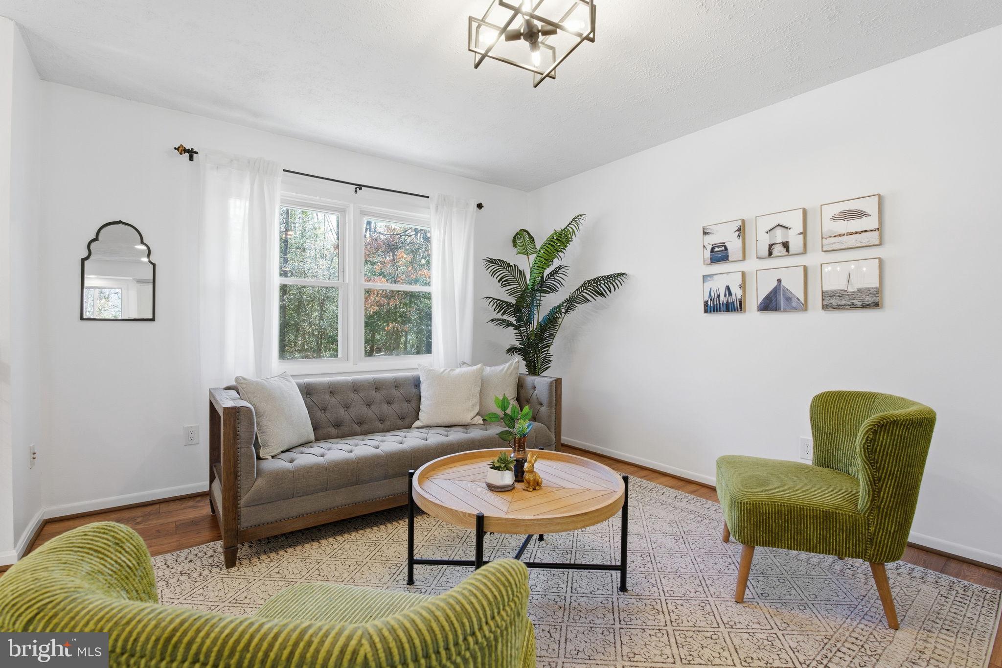 SUNRISE BEACH - Residential