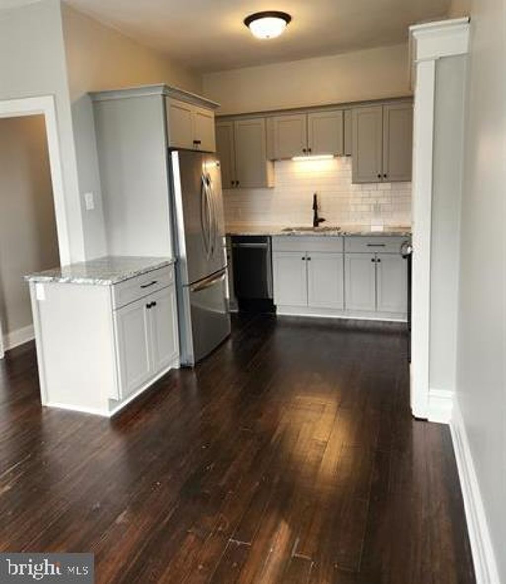 Photo of 402 N George Street #402 B, MILLERSVILLE, PA 17551 (MLS # PALA2077968)