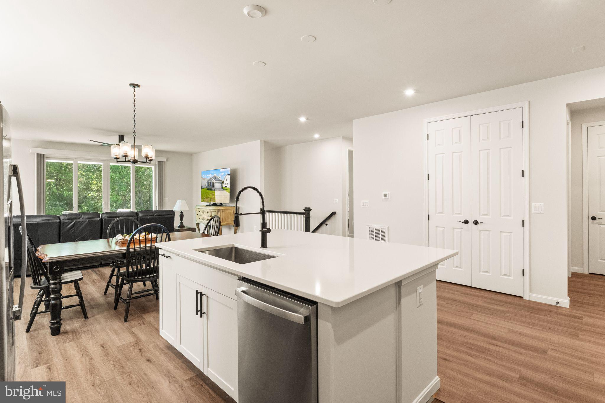 5009 GRAY FOX DRIVE