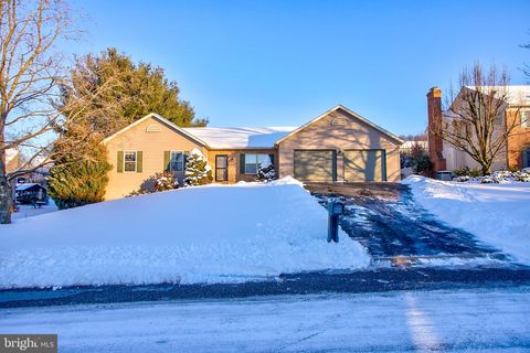 Photo of 755 Oxford Road, LANCASTER, PA 17601 (MLS # PALA2063354)