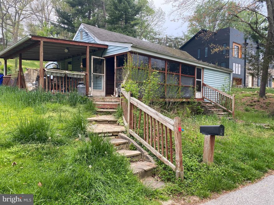 The value of this property is in the oversized double lot. The current home can be renovated or there's potential to build a new home. Buyer to verify all potential uses and possibilities of the property with the county. 

The property is located in the Howard County school district and is in walking distance from Centennial Park and Dorsey Search Village Center.

Note: The house in need of renovation, enter at your own risk.