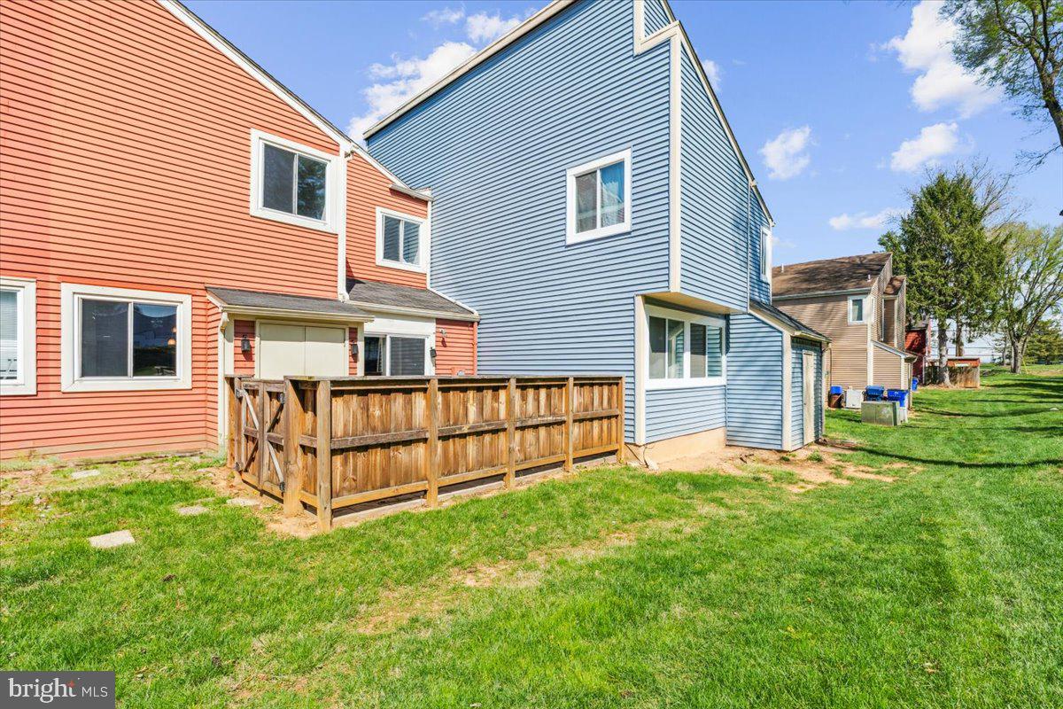 COUNTRYSIDE - Residential