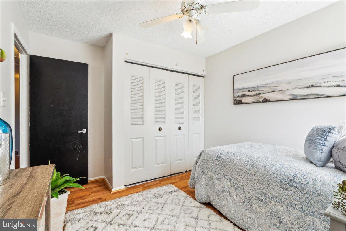 COUNTRYSIDE - Residential