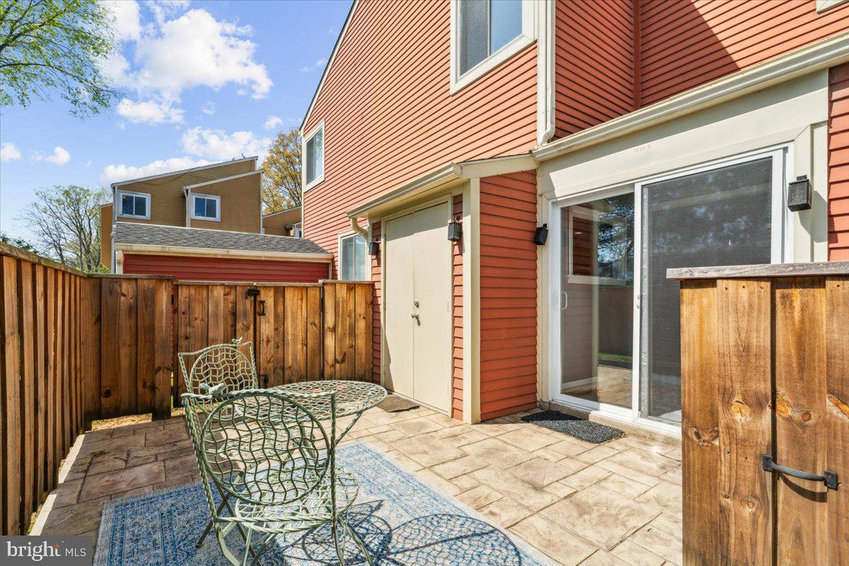 COUNTRYSIDE - Residential