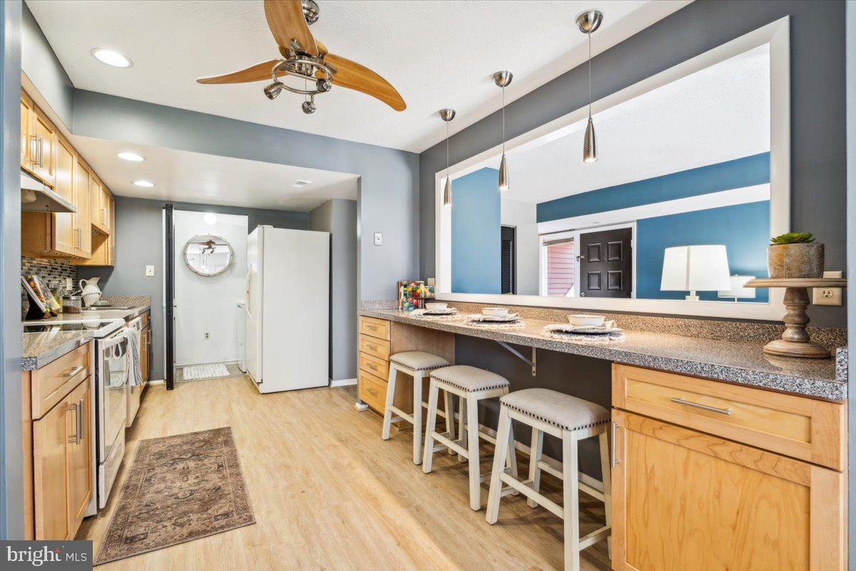 COUNTRYSIDE - Residential