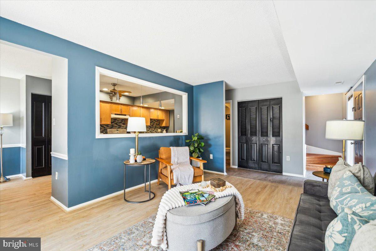 COUNTRYSIDE - Residential