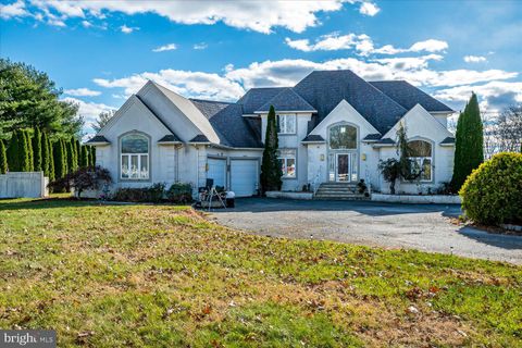 824 WINDSOR PERRINEVILLE EAST WINDSOR NJ 08520