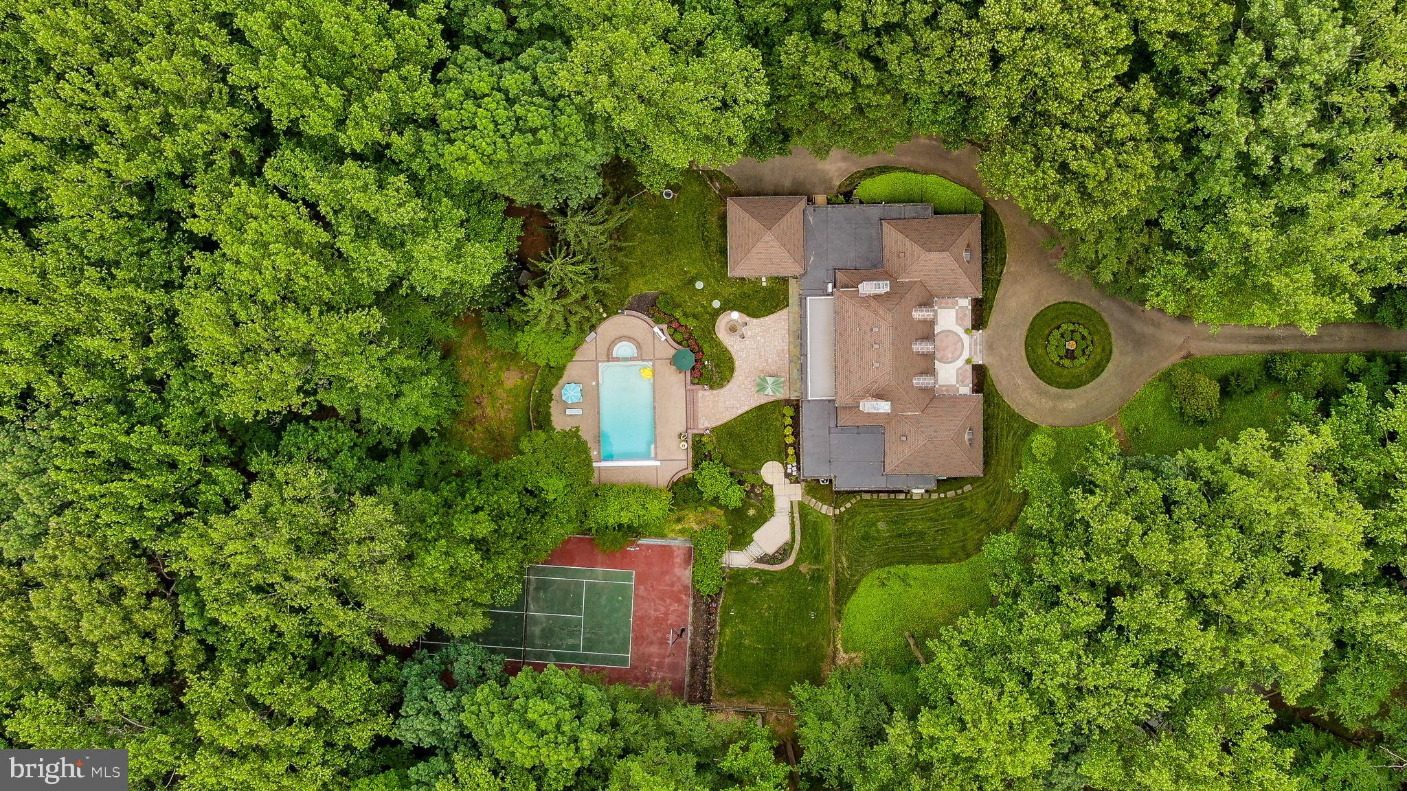 2422 VELVET VALLEY WAY